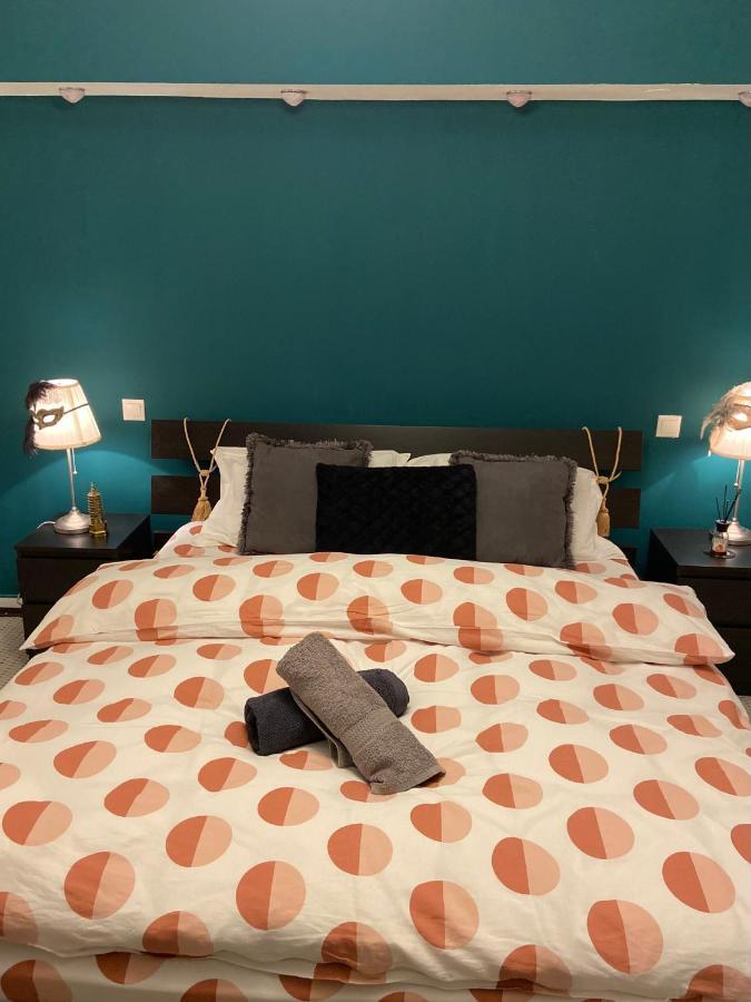 Comfy Apartment With Private Parking And Netflix بوخارست المظهر الخارجي الصورة