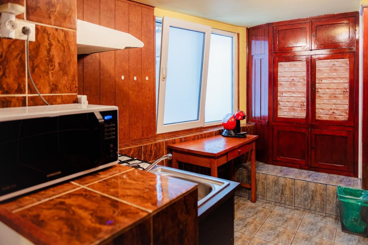 Comfy Apartment With Private Parking And Netflix بوخارست المظهر الخارجي الصورة