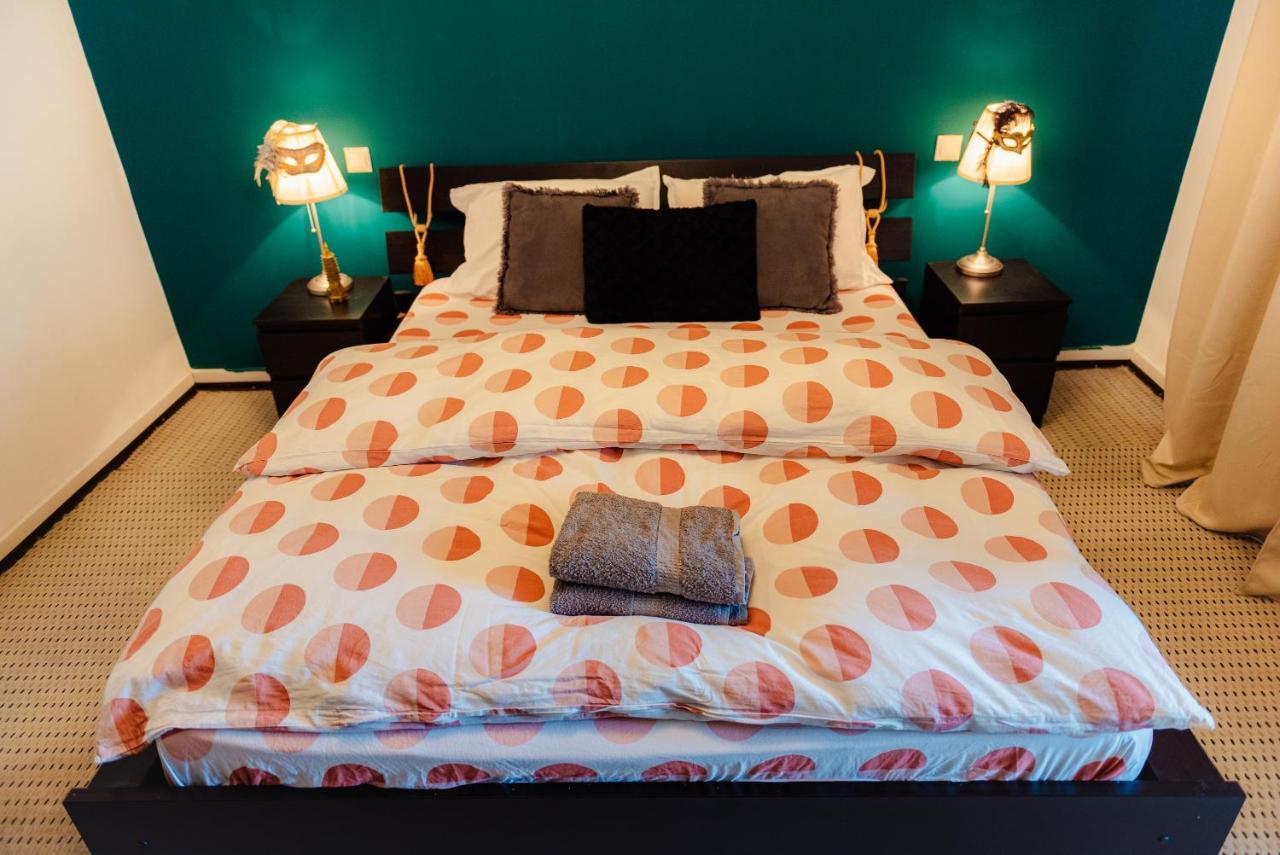 Comfy Apartment With Private Parking And Netflix بوخارست المظهر الخارجي الصورة