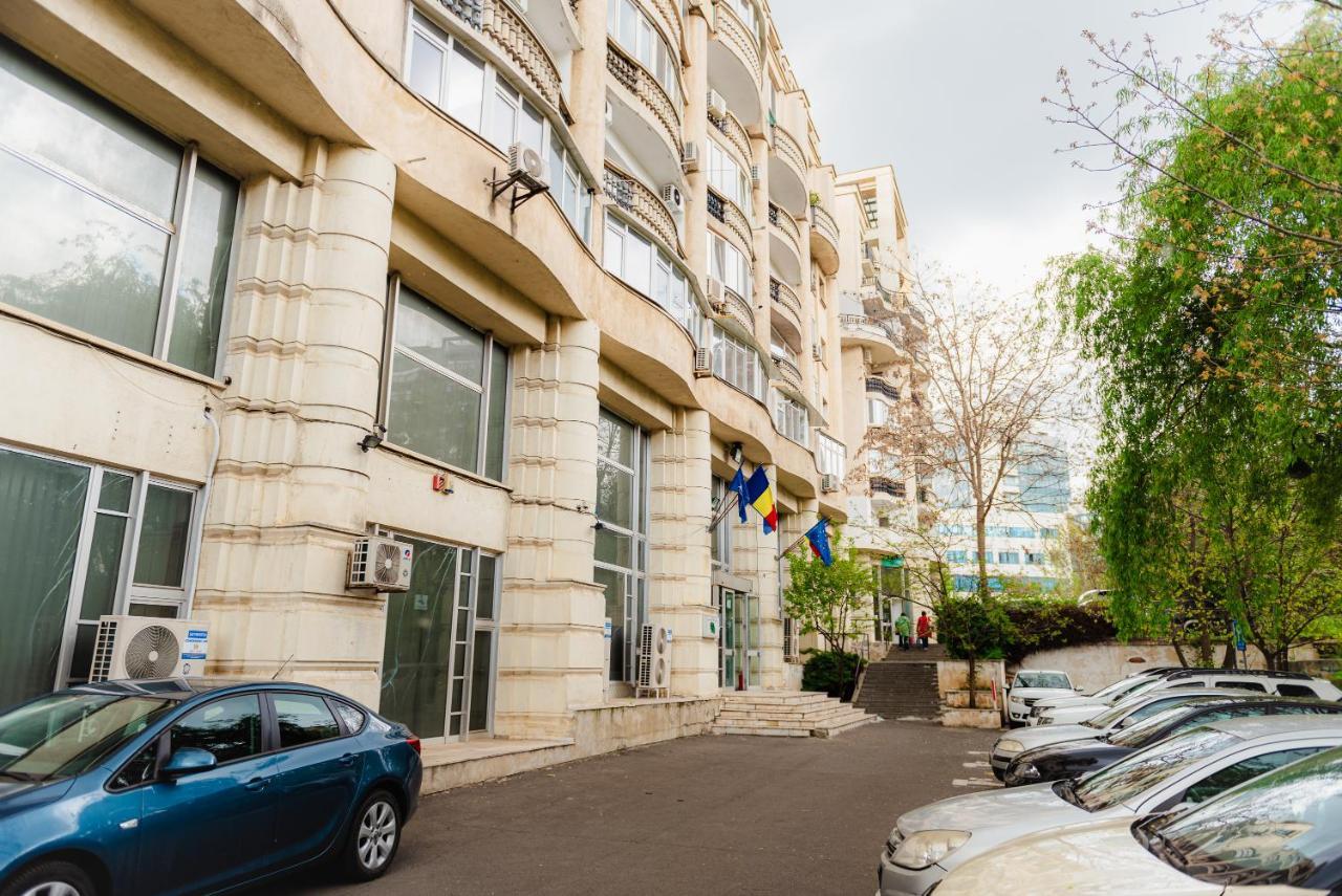Comfy Apartment With Private Parking And Netflix بوخارست المظهر الخارجي الصورة