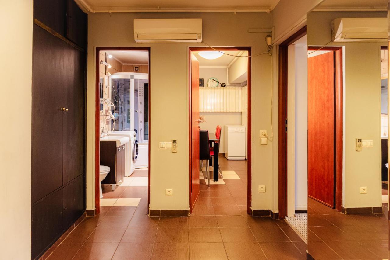 Comfy Apartment With Private Parking And Netflix بوخارست المظهر الخارجي الصورة